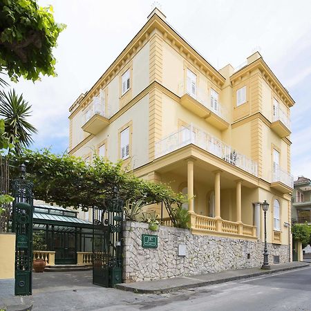 Hotel Crawford Sant'Agnello Buitenkant foto