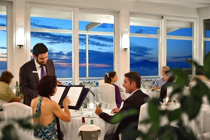 Hotel Crawford Sant'Agnello Buitenkant foto