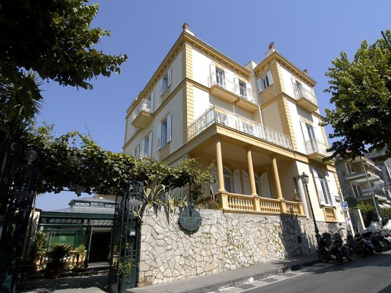 Hotel Crawford Sant'Agnello Buitenkant foto
